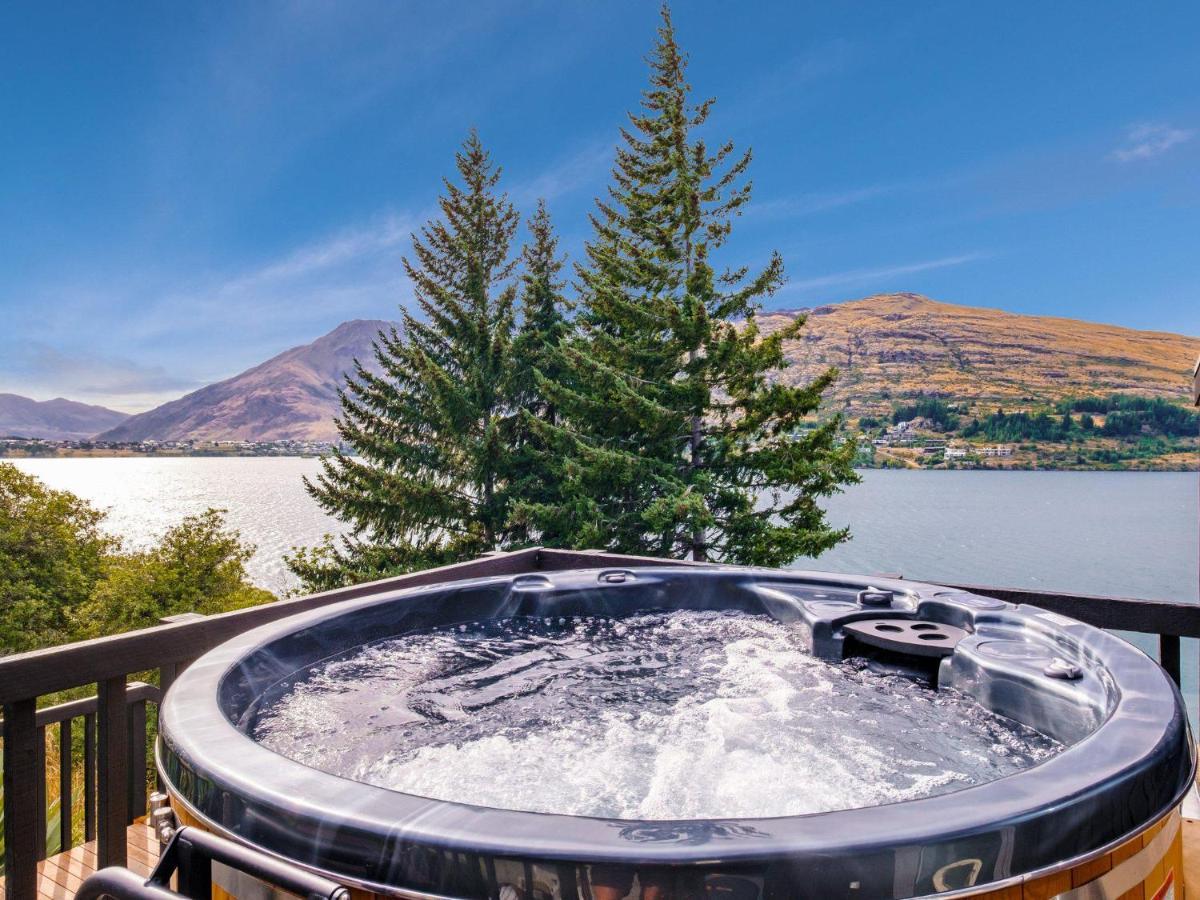 Queenstown Lakefront Dream 4 Bed Eksteriør billede