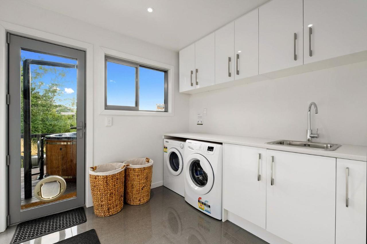 Queenstown Lakefront Dream 4 Bed Eksteriør billede