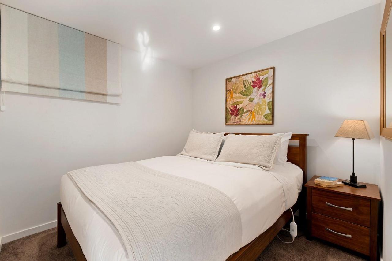 Queenstown Lakefront Dream 4 Bed Eksteriør billede