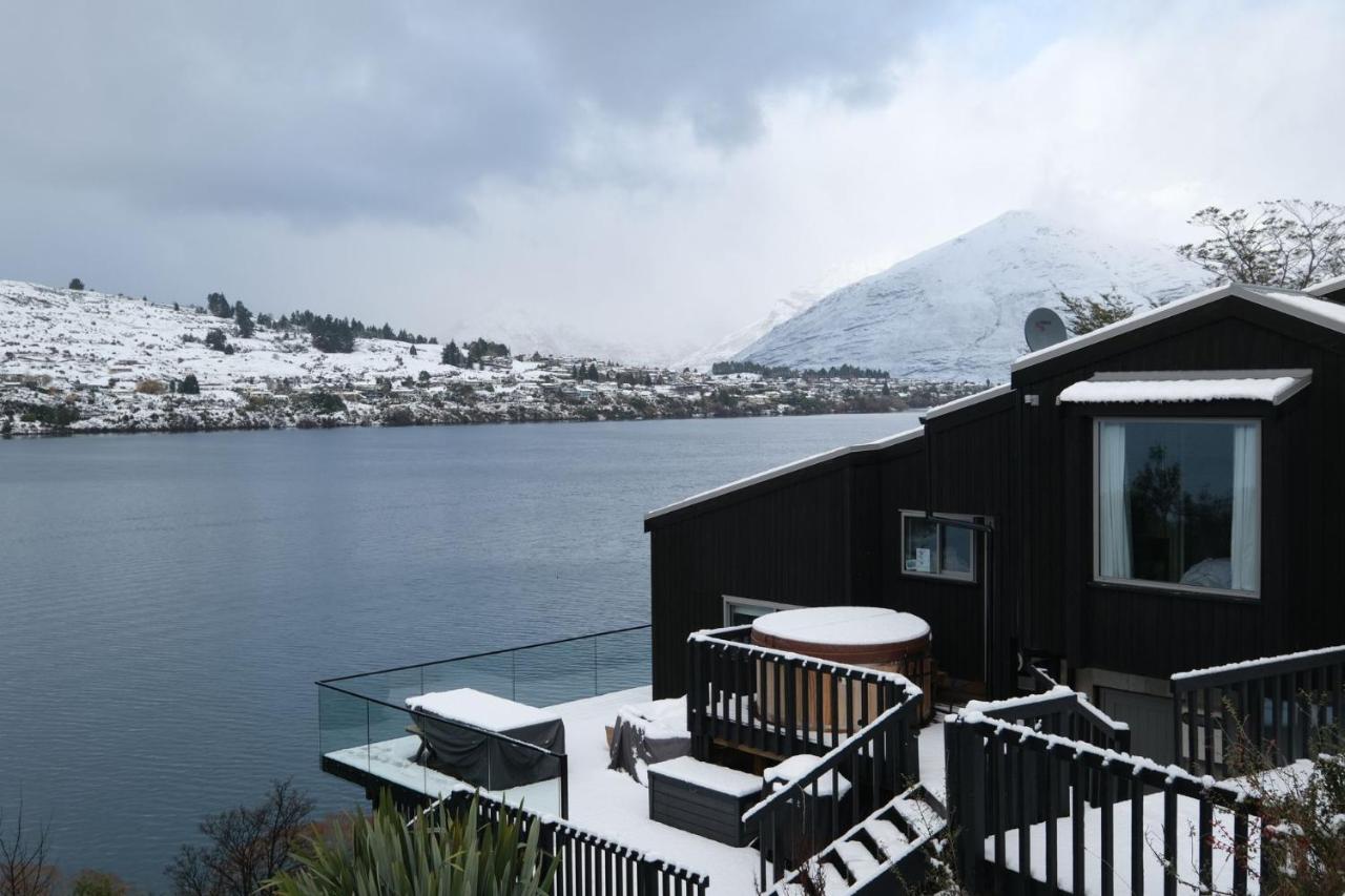 Queenstown Lakefront Dream 4 Bed Eksteriør billede